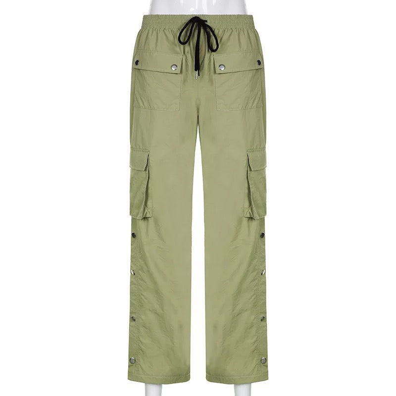 Pocket placement cargo pant