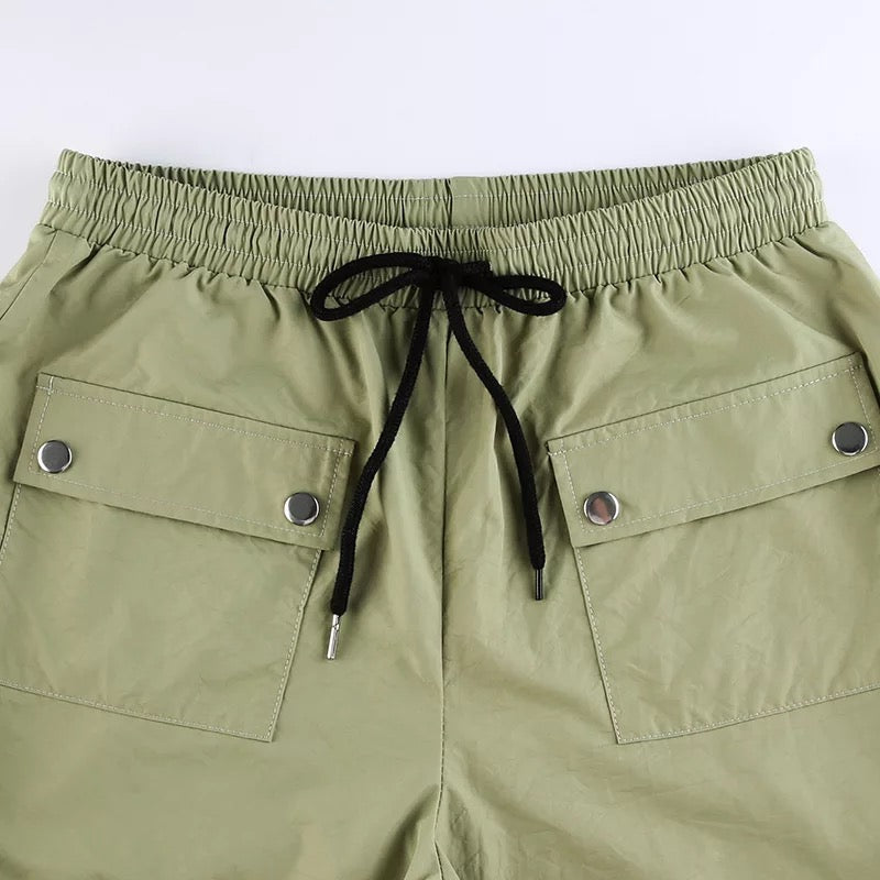 Pocket placement cargo pant